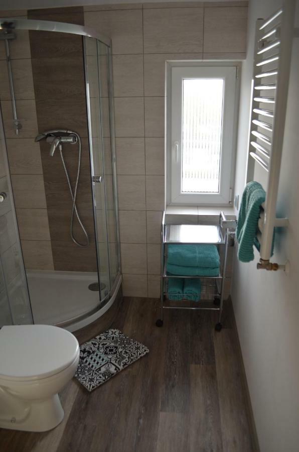 Nad Jeziorem Apartment *